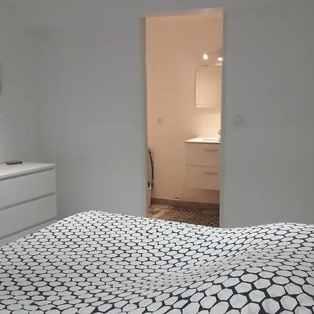 - Jardin Apartment